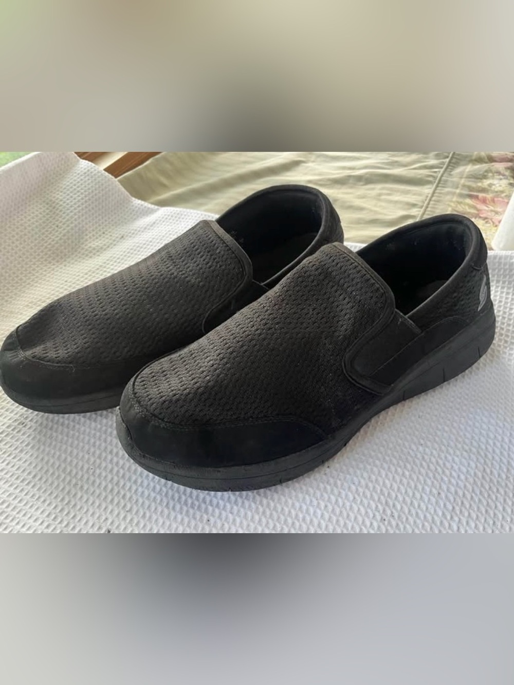 S Sport by Skechers Men's Slip-On Casual Sneakers Black Size 13… S Sport by Skec